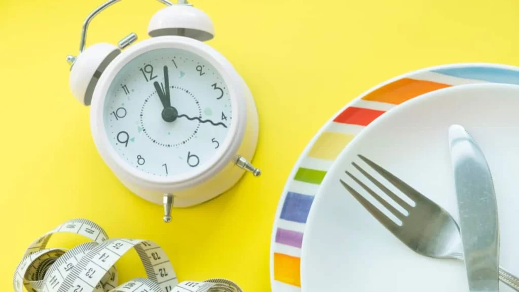 Mengenal Intermittent Fasting: Tren Diet yang Semakin Populer di Indonesia