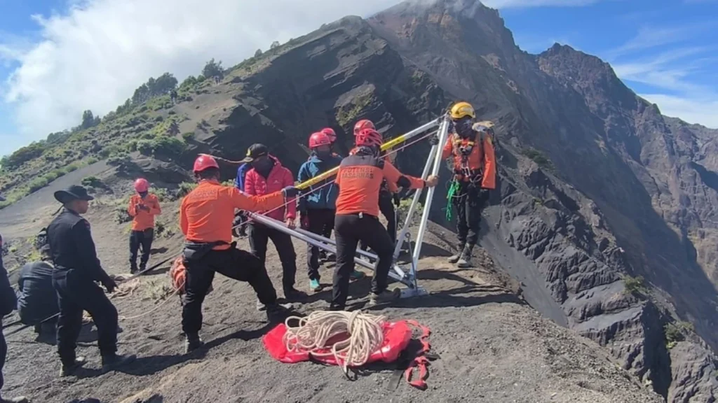 Pendaki Wanita Brasil Meninggal di Gunung Rinjani