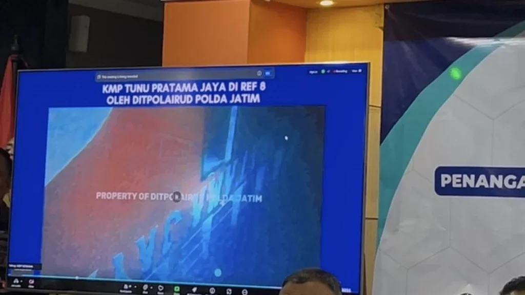 Bangkai Kapal KMP Tunu Pratama Jaya Ditemukan di Selat Bali