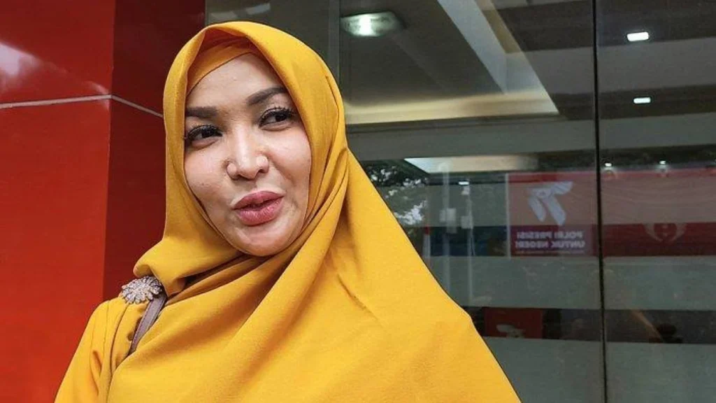 Anak Roro Fitria Dirawat di Rumah Sakit Karena Intoleransi Makanan