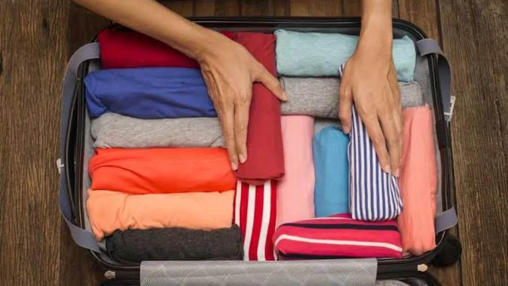 Tips Memilih Outfit Ideal untuk Cuaca Tropis di Indonesia