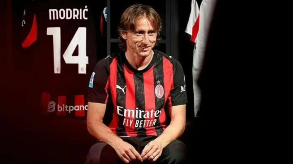 Luka Modric Resmi Bergabung dengan AC Milan Setelah Tinggalkan Real Madrid
