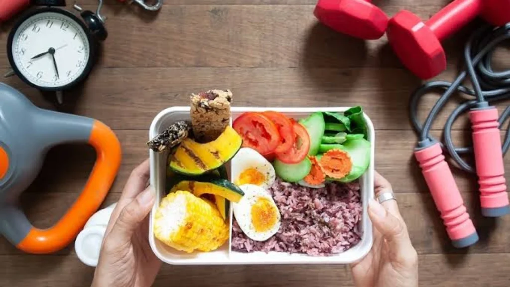 Menjalani Gaya Hidup Sehat: Olahraga dan Pola Makan Seimbang